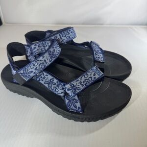 Teva Hurricane Sandals S/N 6576 Blue Pattern — Women’s US 7